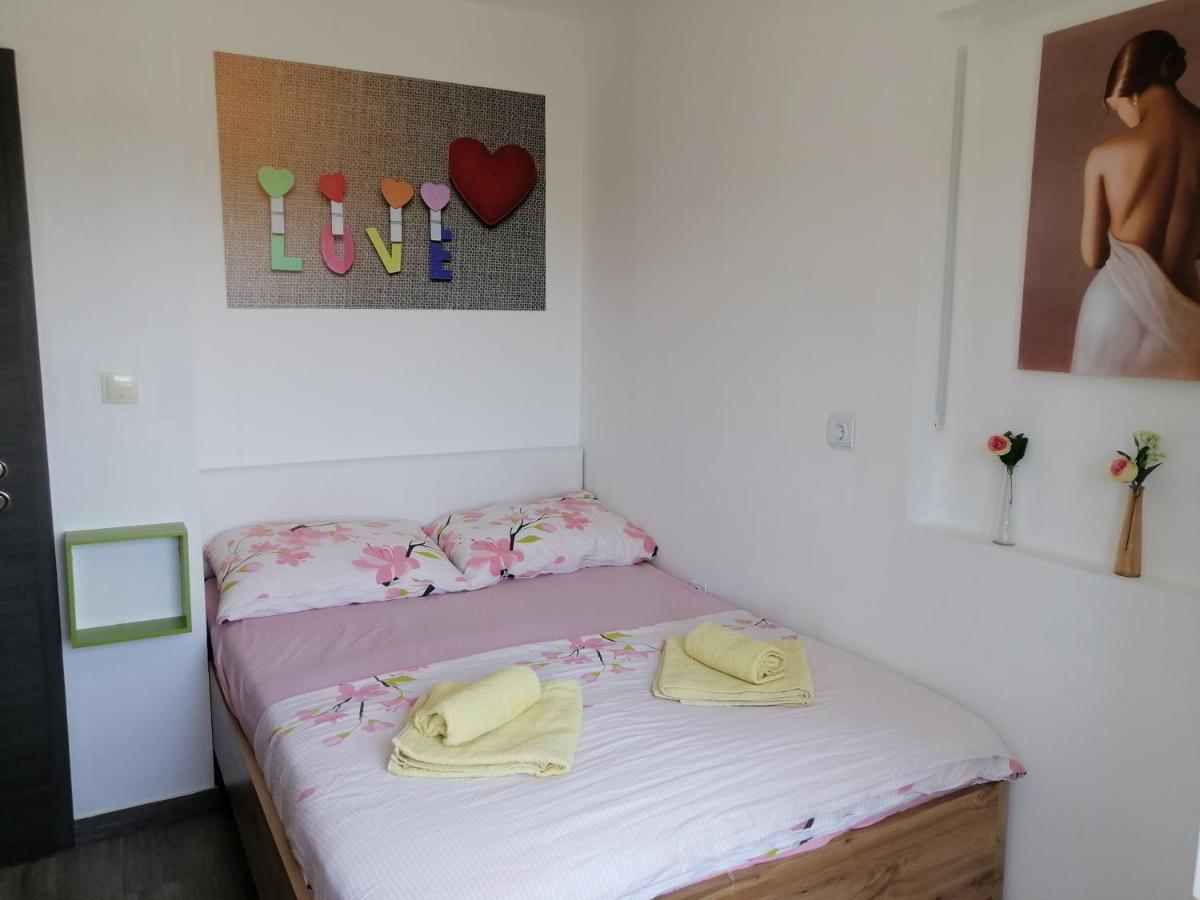 Elena Villa Pomer Luaran gambar
